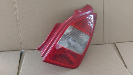 Electrica si electronica - Stop dreapta Citroen C2, 3CKX-13A338, an 2004-2010