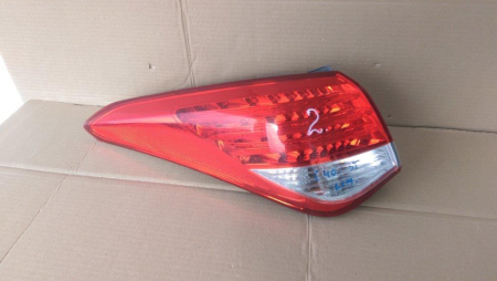 Electrica si electronica - Stop stanga Hyundai i40, sedan limuzina, 92401-3Z3, an 2011-2015