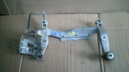 Suporti - Suport compresor perne Audi Q7, cod 7L0616879, an 2005-2011