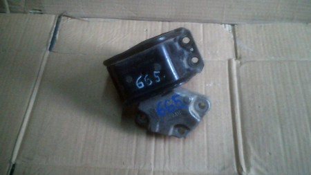 Suporti - Tampon motor dreapta Peugeot 307, Citroen C4, motor 1.6 HDI cod 9645530480, a 2001-2008
