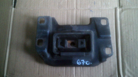 Suporti - Suport cutie viteza Ford Focus 2, motor 1.6 TDCI cod 3M51-7M121-AE, an 2004-2011