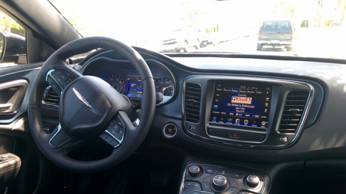 Sticlă hibridă de protecție Pixsel monitor CHRYSLER 200 - 8.1“ 2013 - 2016 [2]