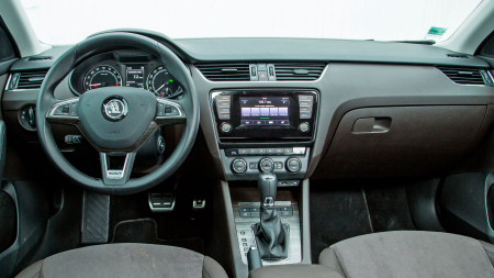 OCTAVIA - Sticlă hibridă de protecție Pixsel monitor SKODA OCTAVIA - 6.4“ 2013 - 2016