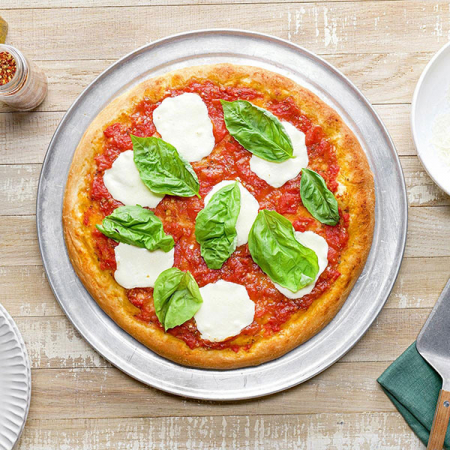 Pizza Pe Vatra - PIZZA MARGHERITA 32 cm (390 gr)