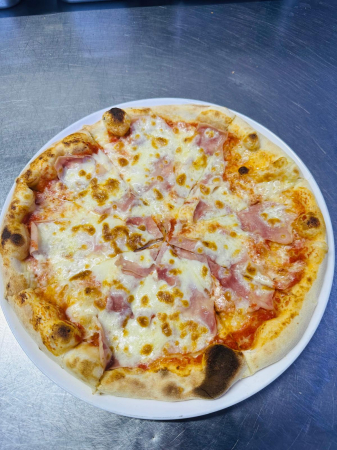 Pizza Pe Vatra - PIZZA PROSCIUTTO 42 cm (1060 gr)