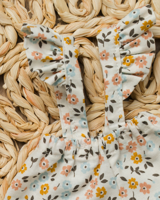 Pantaloni 3/4 cu bretele din bumbac pentru păpuși – model floral [2]