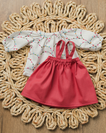 Hăinuțe pentru păpuși - Set bluză cu luminițe + fustiță roz cu bretele pentru păpuși