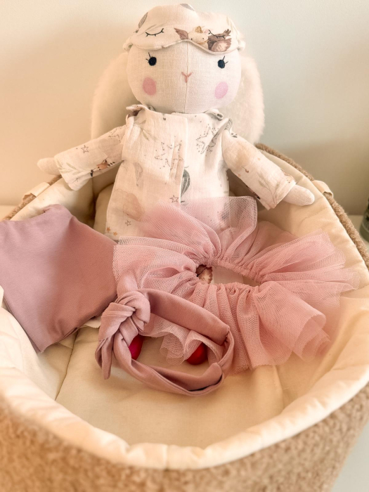 Papusa cusuta manual cu accesorii [2]