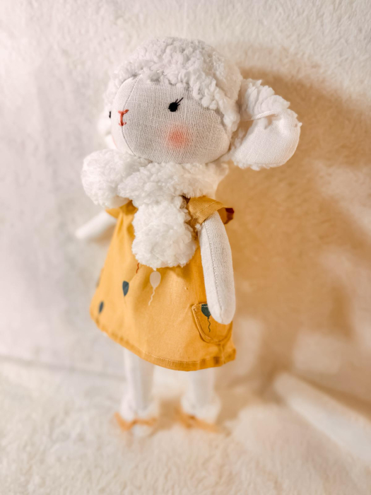 Oiță de pluș Lunette cu botoșei [1]