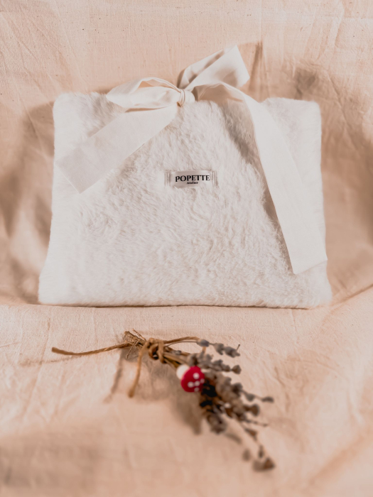 Pentru iubitorii de carte [4]