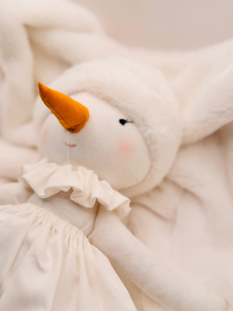 Plușuri de zăpadă - Doamna de Zăpadă Mila