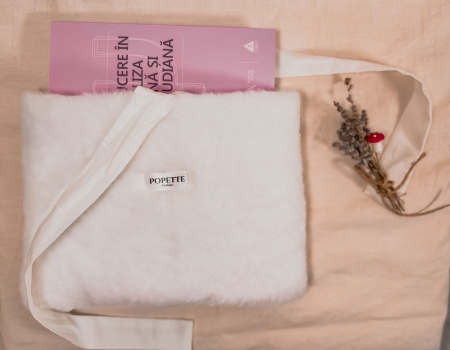 Pentru iubitorii de carte [4]