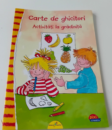 Carte de desen, Cartea Micilor Artisti; carte de colorat [3]