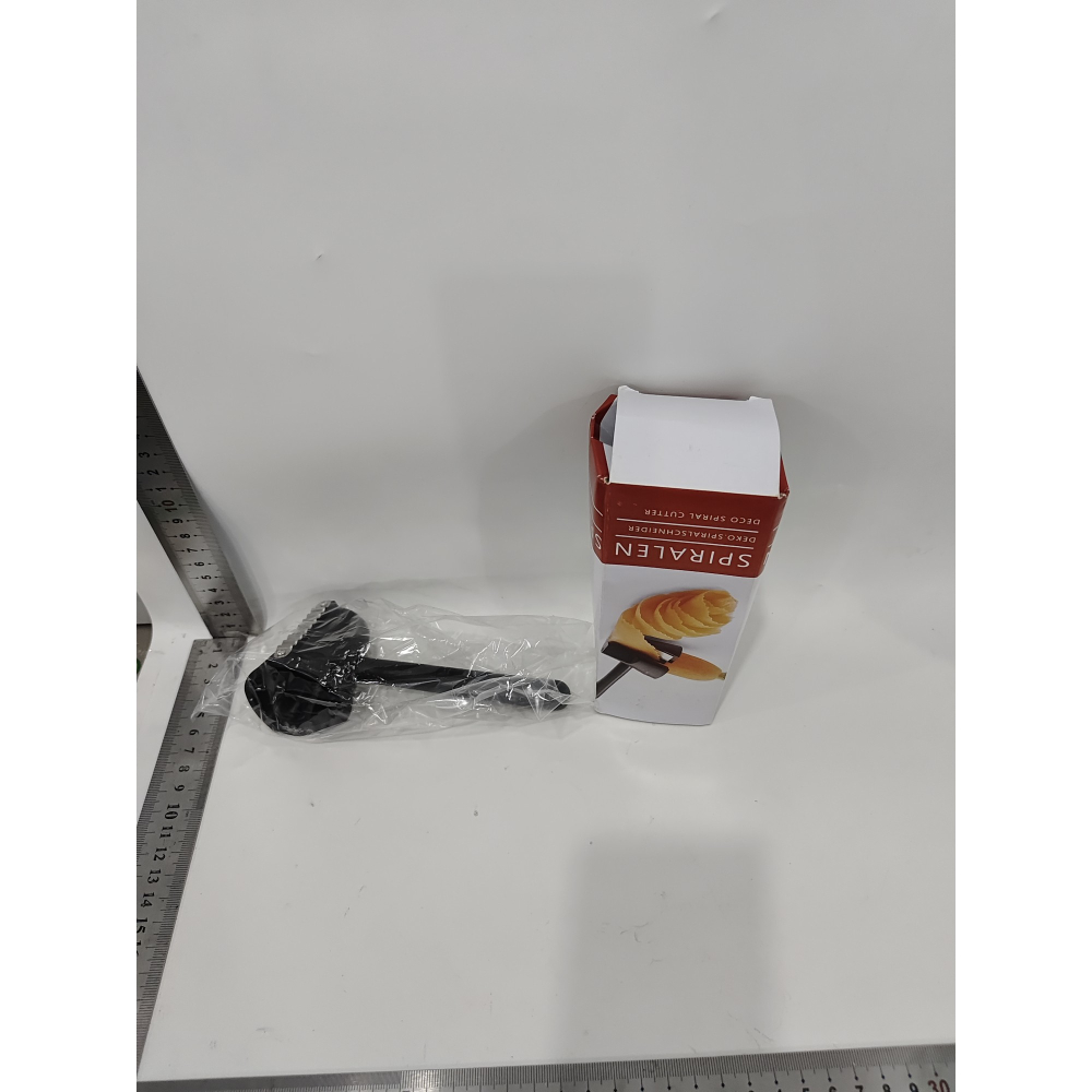 Accesoriu pentru taiat in forma de spirala, multifunctional pentru legume, otel inoxidabil, 16x5.5 cm, negru [2]