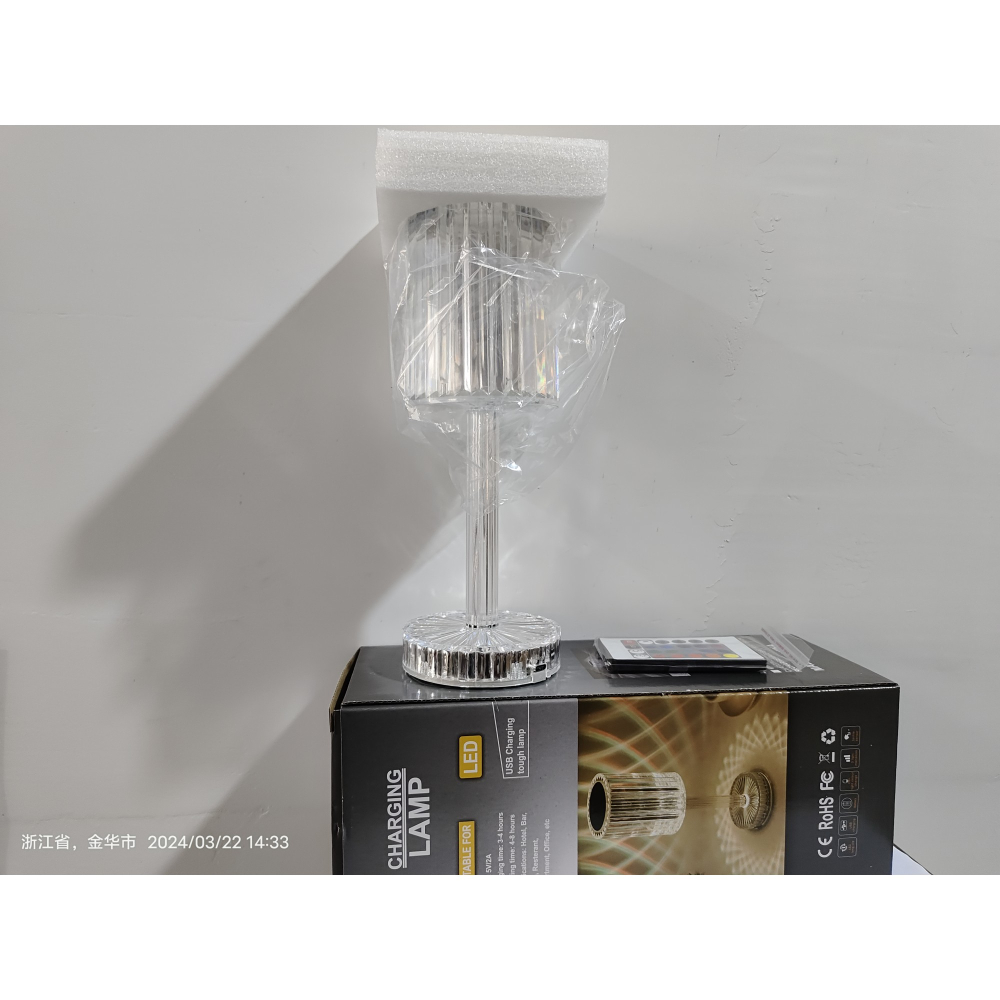 Lampa de birou LED RGB 16 culori, dimmer tactil, incarcare USB, acrilic transparent [9]