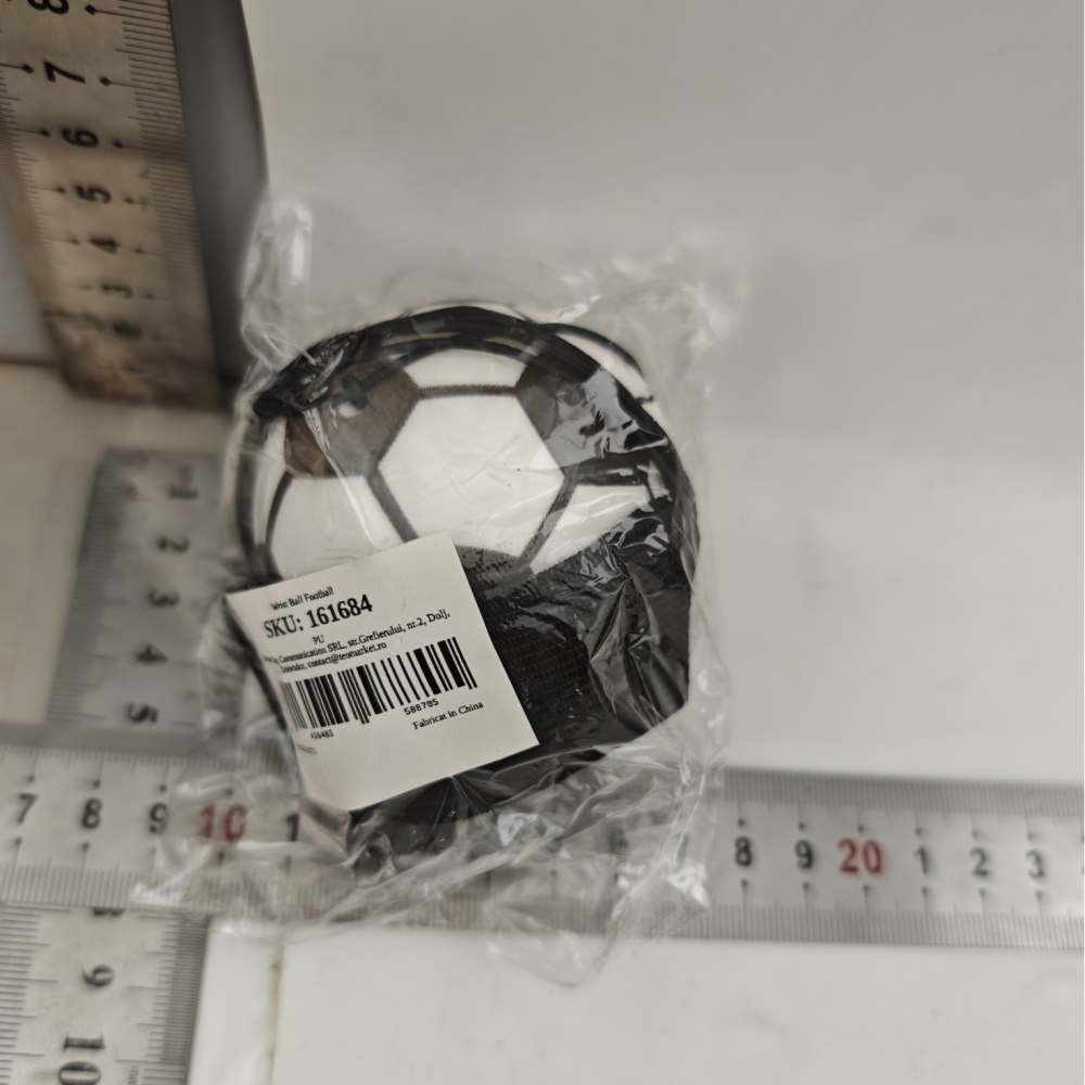 Minge saltareata hiperelastica, model fotbal cu fixare de mana, diametru 66 mm, alb negru [3]