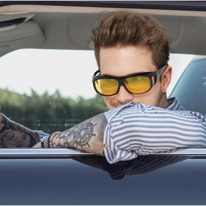 Ochelari pentru viziune pe timp de noapte, polarizati, cu lentila galbena, rama neagra [4]