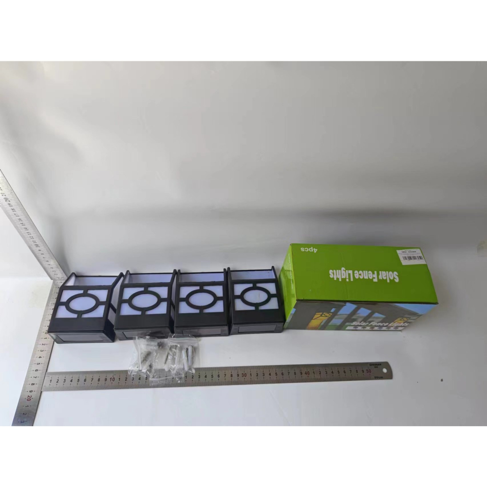 Set 4 lampi solare LED pentru gradina, model geometric, alb rece, negru/alb [11]
