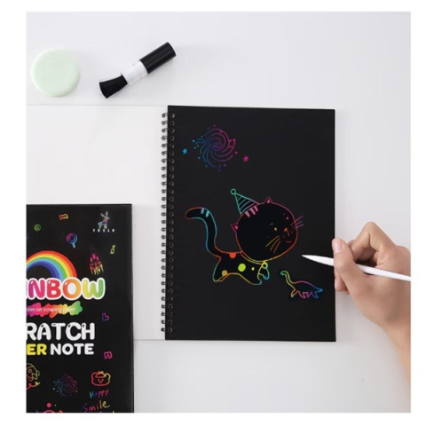 Caiet cu foi de razuit, 10 coli A4, stilou din lemn, fundal curcubeu [1]