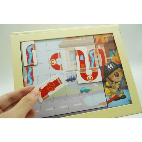 Joc educativ magnetic de interconectare, micul pompier, 15 nivele, 9 carti, multicolor [8]