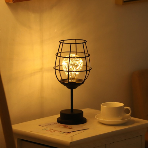 Lampa decorativa cu leduri, model pahar de vin, lumina alb cald, suport negru [7]