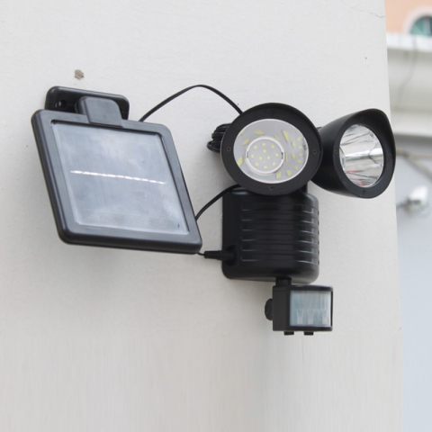 Lampa solara decorativa pentru gradina, model felinar dublu, cu senzor de miscare, alb rece [1]