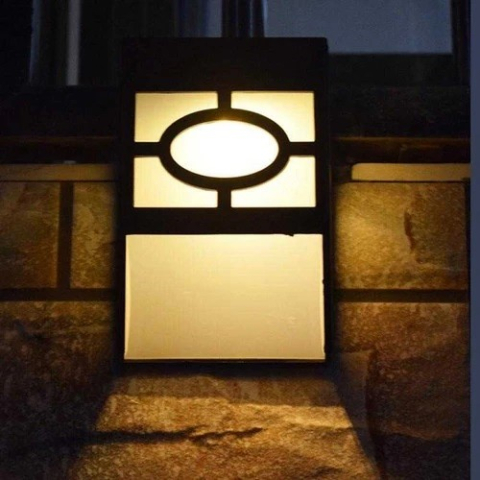 Set 4 lampi solare LED pentru gradina, model geometric, lumina alb cald, rezistenta IP65 [7]