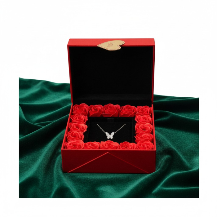 Cutie cadou neagră cu trandafiri roșii de săpun și sertar pentru bijuterii. [2]
