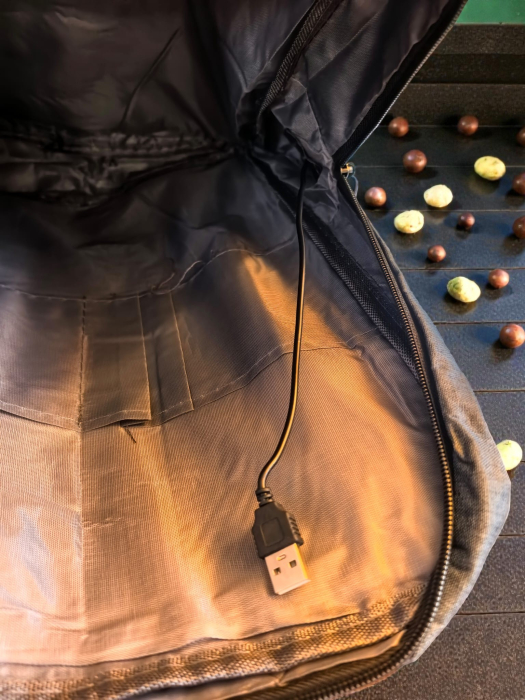 Rucsac urban gri melanj cu compartiment laptop si port USB extern pentru incarcare [4]