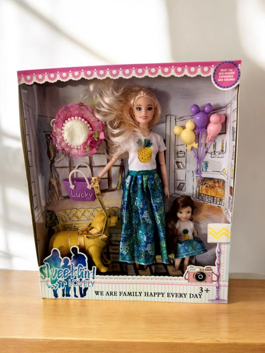 Set papusi familie Sweet Girl Lovely cu papusa adulta fetița si catel Lucky. [3]