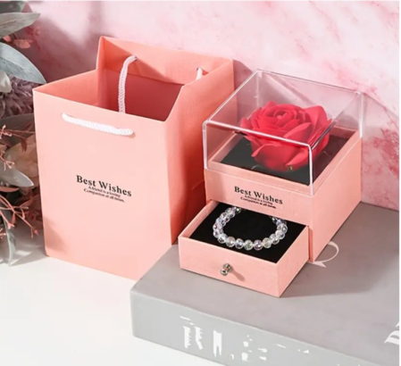 Aranjamente de Flori din Săpun - Aranjament cadou elegant cu flori de săpun și sertar secret (fără bijuterie inclusă).