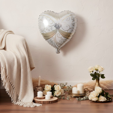 Baloane de poveste - Balon din folie metalizata in forma de inima cu design rochie de mireasa si filigran 45 cm