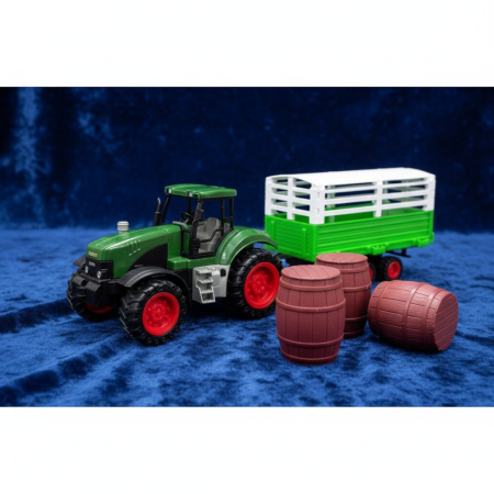 Mașinuțe Monster Truck - Tractor de jucărie verde cu remorcă și trei butoaie maro pentru joacă tematică.