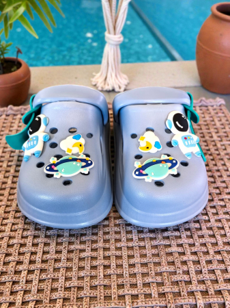 Papucei de Curte - Papuci copii tip sabot albastru deschis cu astronaut 3D