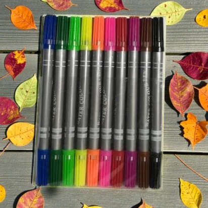 Carioci - Set de 10 carioci colorate cu două capete (vârf subțire și vârf gros) pentru desen și colorat.