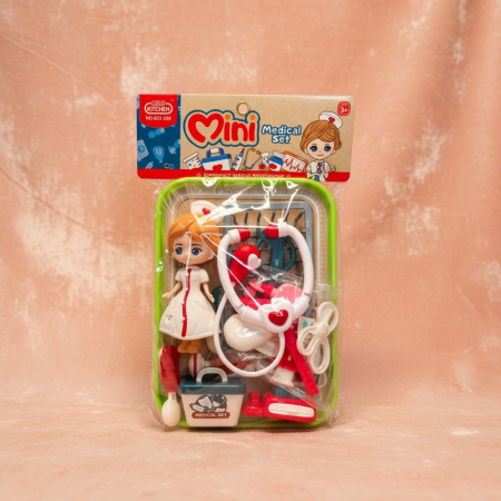 Seturi de Jucării - Mini Set Medical de jucărie cu păpușă doctoriță și instrumente medicale colorate pentru copii.