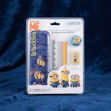 Penare - Penar metalic galben echipat cu instrumente de scris, model vesel cu Minions.