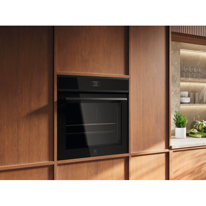 Cuptor electric Electrolux EOF8H39H SurroundCook A+ 72 litri Negru [3]