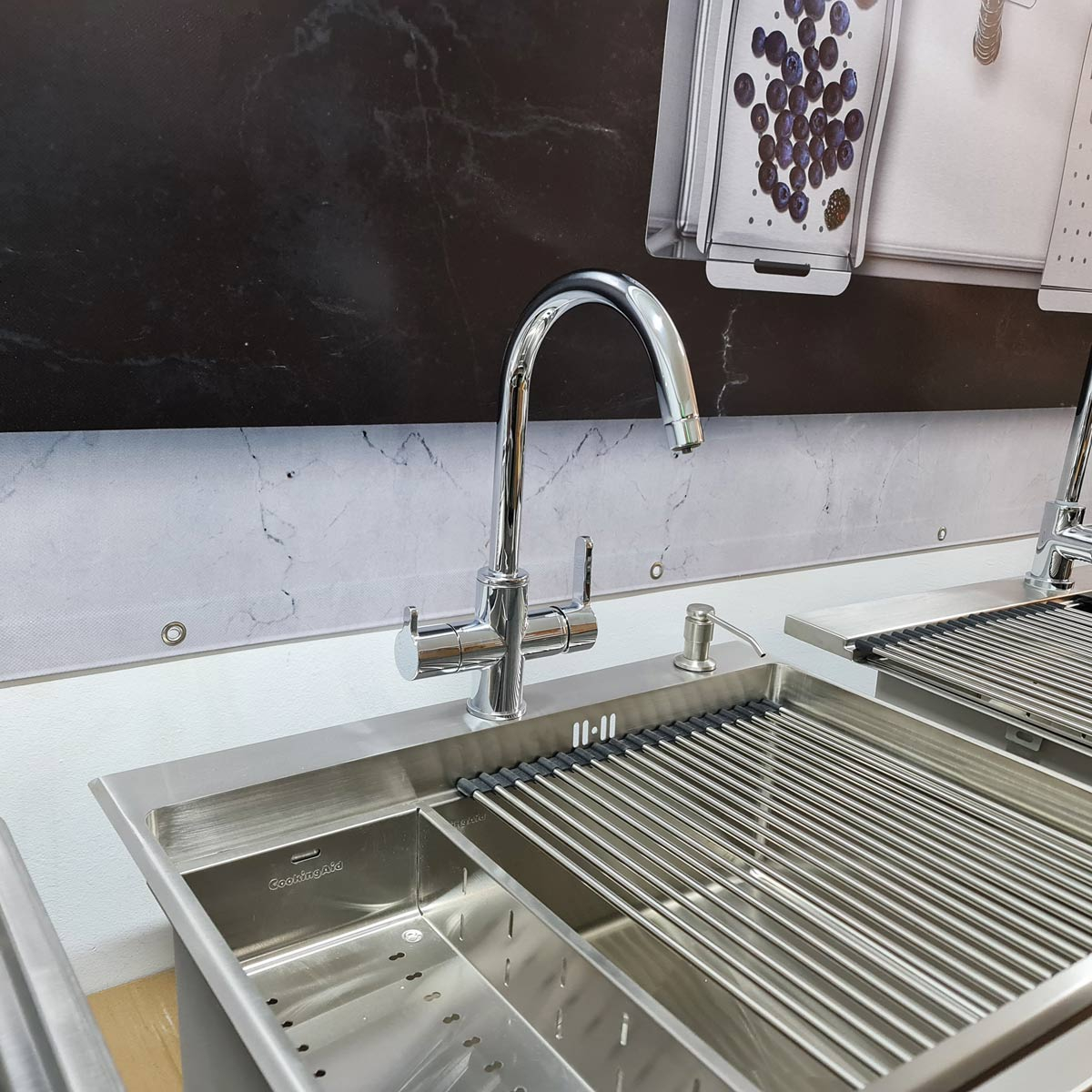 Baterie 3 cai CookingAid THREE FLOW FLO60 apa rece / calda / filtru apa cu finisaj cromat [9]