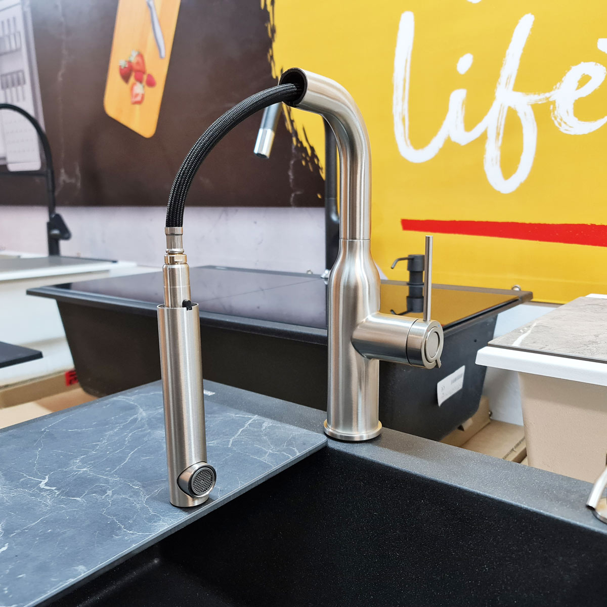 Baterie CookingAid Angelina Steel cu furtun dus extractibil si finisaj inox periat [11]