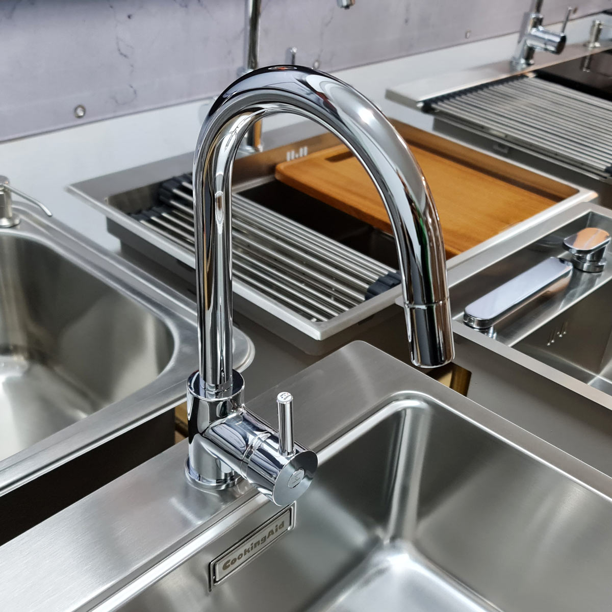 Baterie CookingAid Indiana cu furtun dus retractabil / extractibil si finisaj Cromat [5]
