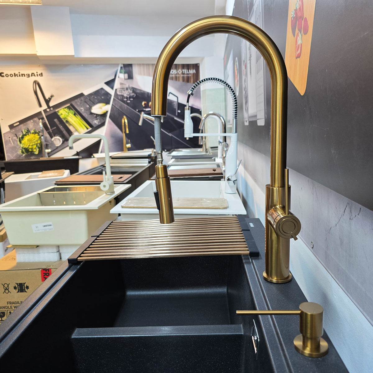 Baterie CookingAid Jennifer Copper cu furtun dus extractibil + buton jet/dus si finisaj inox periat [9]