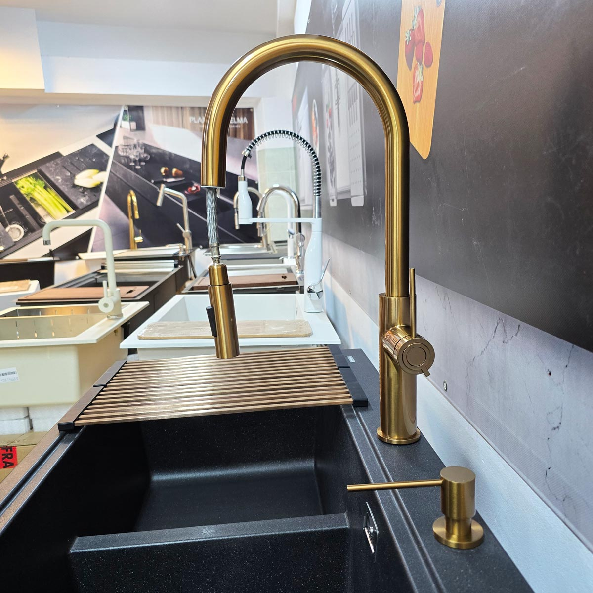 Baterie CookingAid Jennifer Copper cu furtun dus extractibil + buton jet/dus si finisaj inox periat [10]