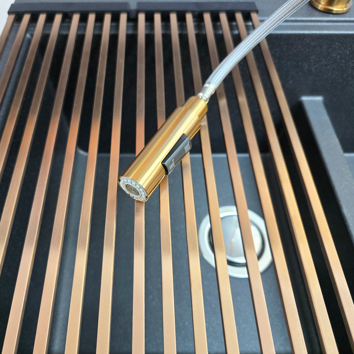 Baterie CookingAid Jennifer Copper cu furtun dus extractibil + buton jet/dus si finisaj inox periat [5]