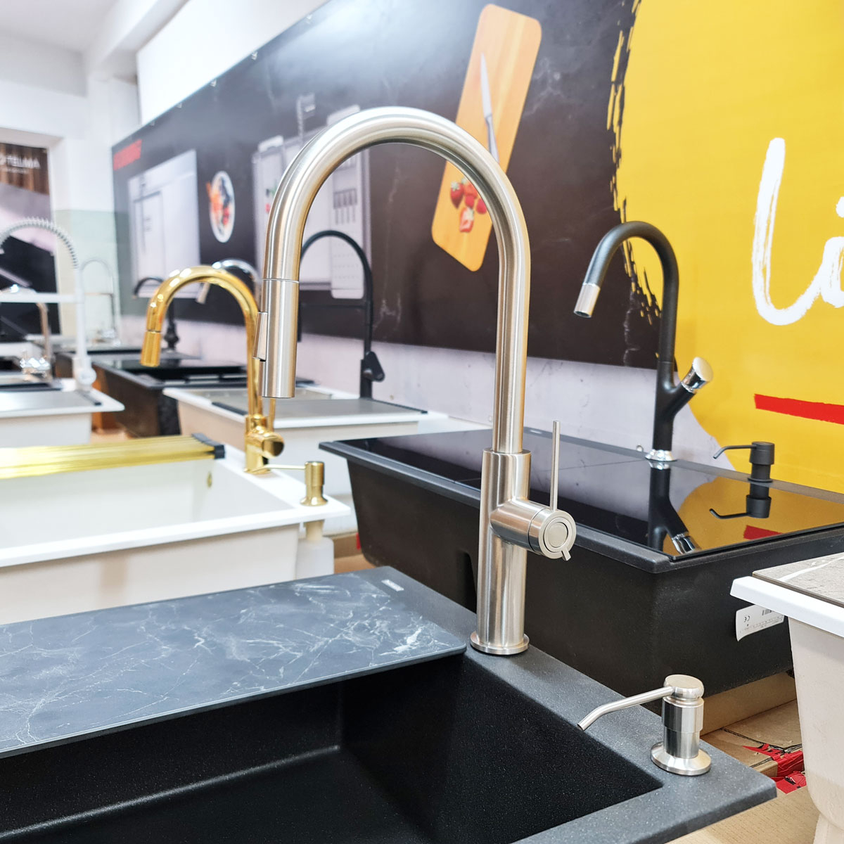 Baterie CookingAid Jennifer Steel cu furtun dus extractibil + buton jet/dus si finisaj inox periat [5]