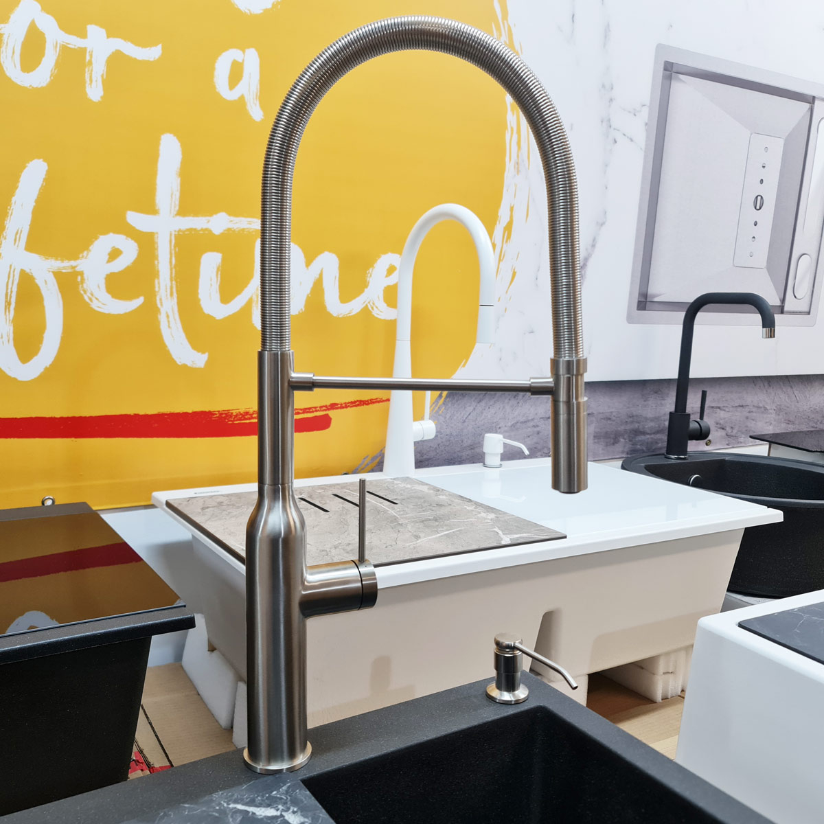 Baterie CookingAid Marilyn Steel cu furtun dus detasabil / flexibil si finisaj inox periat [9]