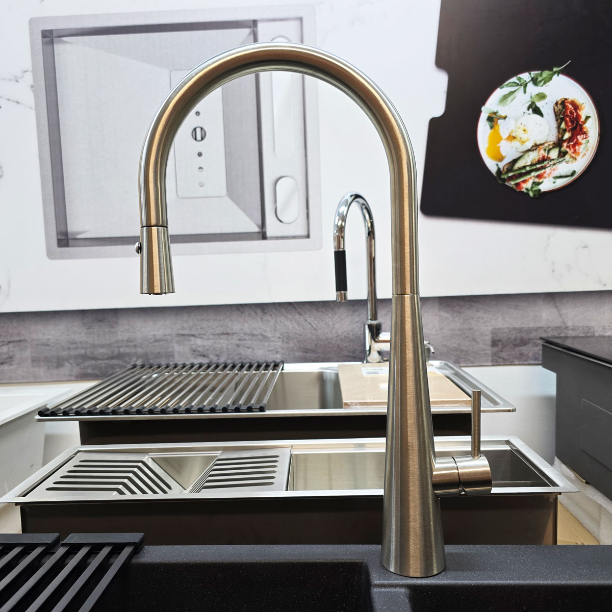 Baterie CookingAid NEWMIX 90 STEEL cu finisaj periat si furtun dus retractabil / extractibil + buton jet/dus [5]