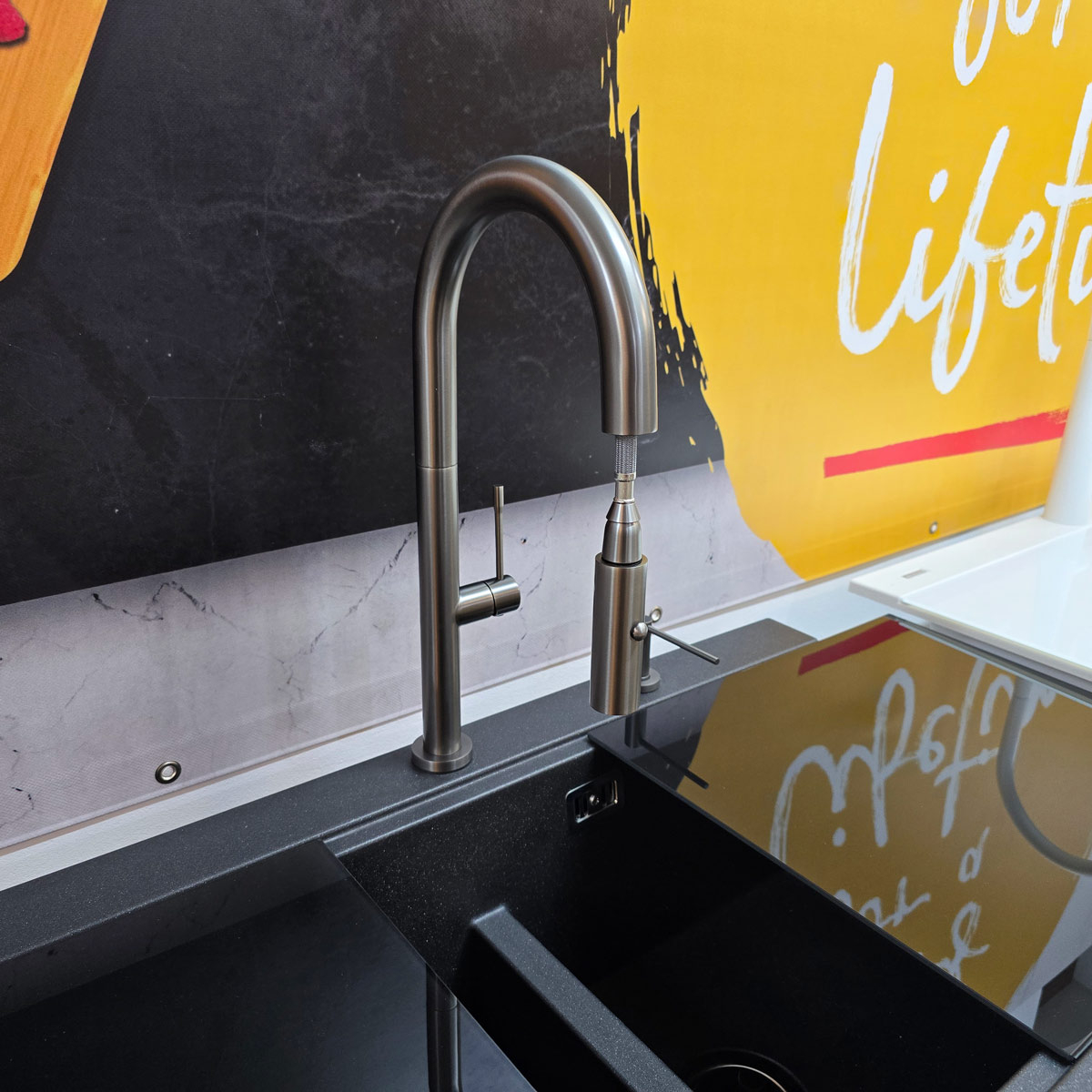 Baterie CookingAid Quadron Felicity Gun Metal cu furtun dus extractibil + buton jet/dus si finisaj Negru mat [9]