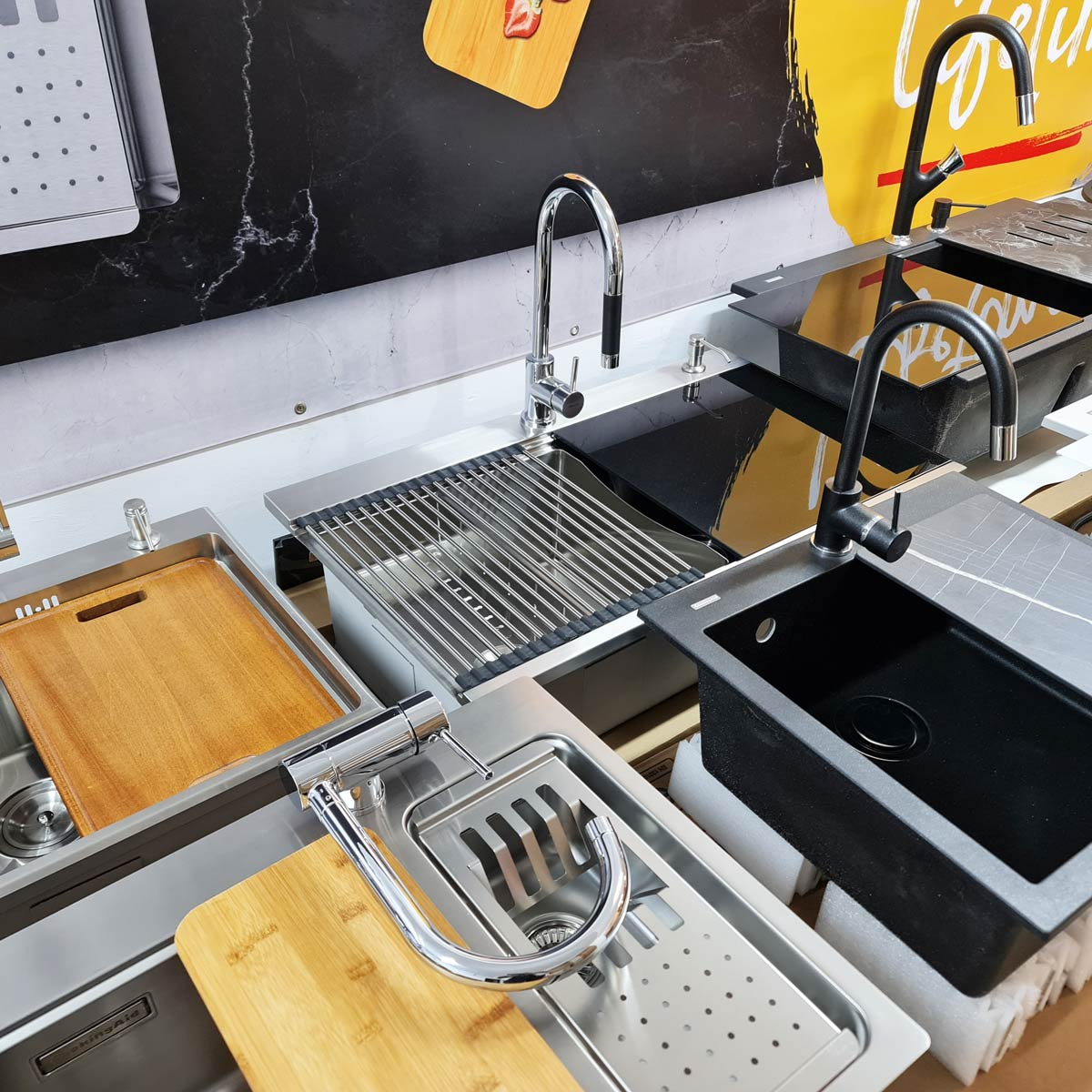 Baterie CookingAid RODI LINE MN 1011 cu furtun dus retractabil / extractibil si finisaj Cromat [10]