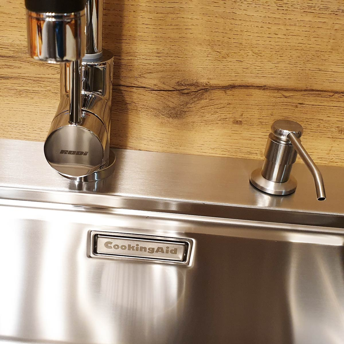 Baterie CookingAid RODI LINE MN 1011 cu furtun dus retractabil / extractibil si finisaj Cromat [9]